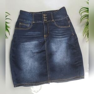 Angel Kiss Denim Skirt Size Medium